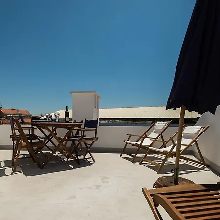 View On The River Side Apartmán